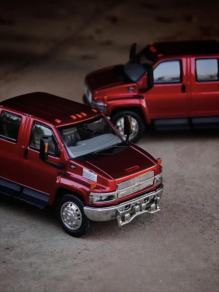 [Preorder] MK Miniatures X GOC 1:64 GMC TOP PICK UP TRUCK and Chevrolet KODIAK Metallic Red (2 Versions)