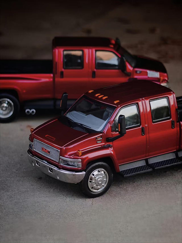 [Preorder] MK Miniatures X GOC 1:64 GMC TOP PICK UP TRUCK and Chevrolet KODIAK Metallic Red (2 Versions)
