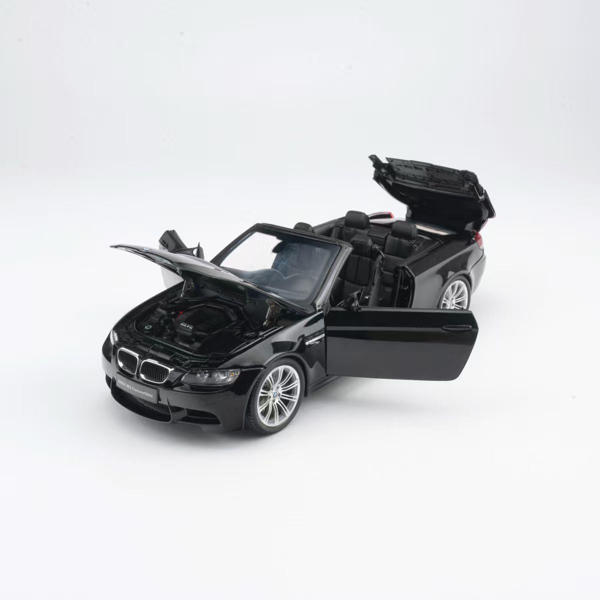 Preorder] Kyosho 1:18 BMW M3 CONVERTIBLE(E93M) BLACK 08738BK