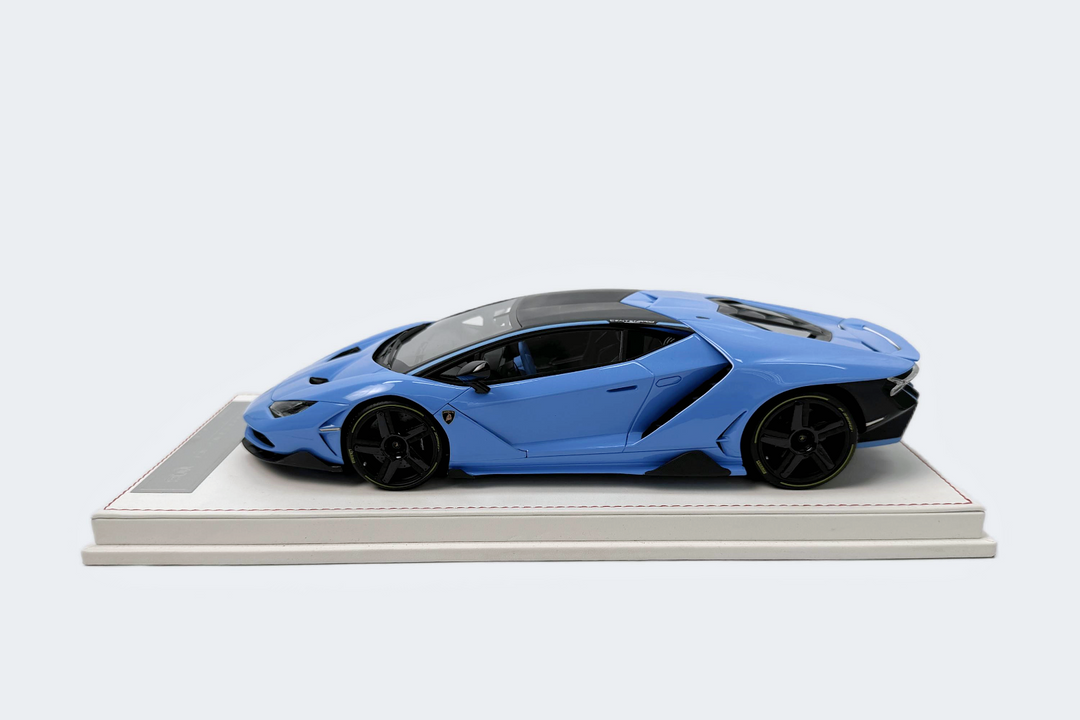 [Preorder] UB MODEL Collection Models 1:18 Lamborghini Centenario LP770-4 (2 Colours)