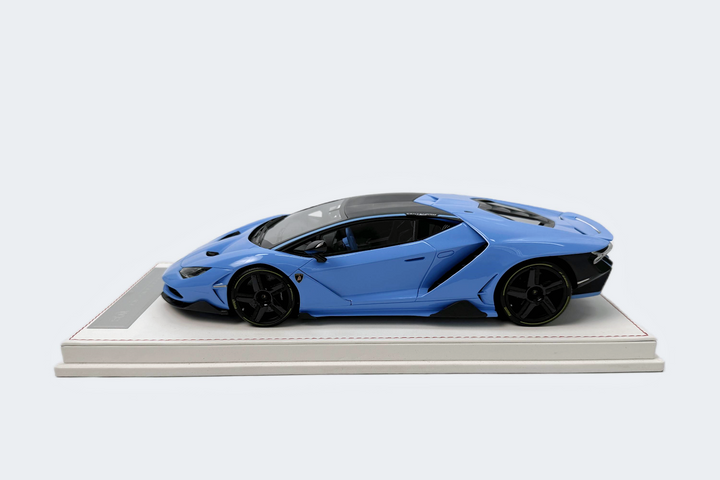 [Preorder] UB MODEL Collection Models 1:18 Lamborghini Centenario LP770-4 (2 Colours)