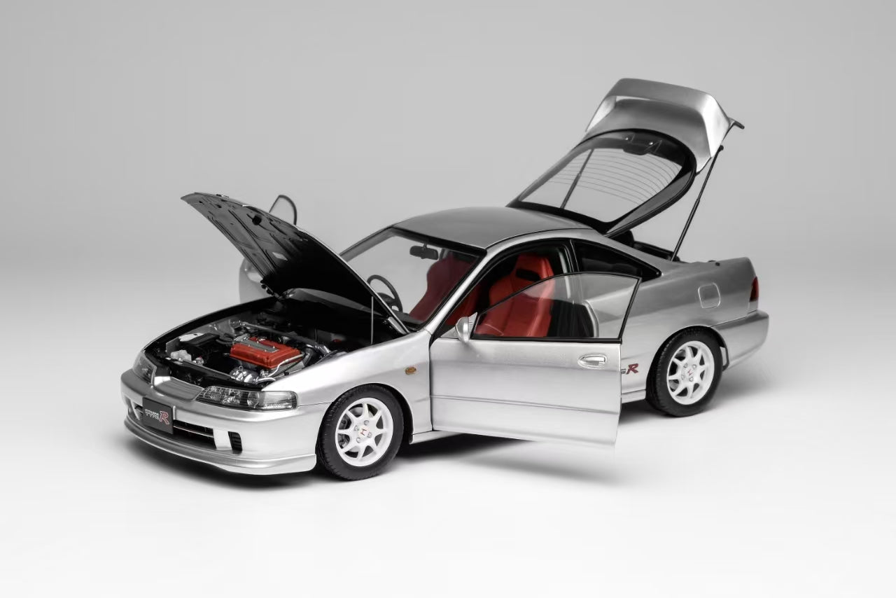 MOTORHELIX 1:18 Honda Integra Type R (DC2) Pre-Facelift (3 Colours MOTORHELIX 1:18 Honda Integra Type R (DC2) Pre-Facelift (3 Colours