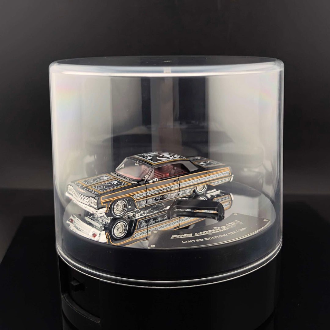 [Preorder] Fine Works 1:64 Chevrolet Impala Lowrider Black Gold Bouncing Car (2 Versions)