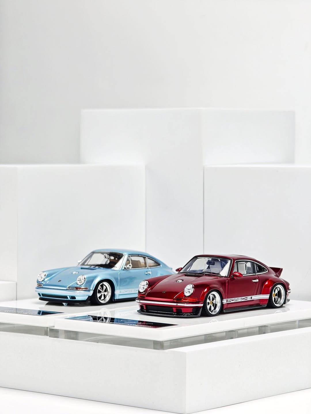 Zincit Model 1:43 Porsche Singer Coupe/DLS (2 Colours)