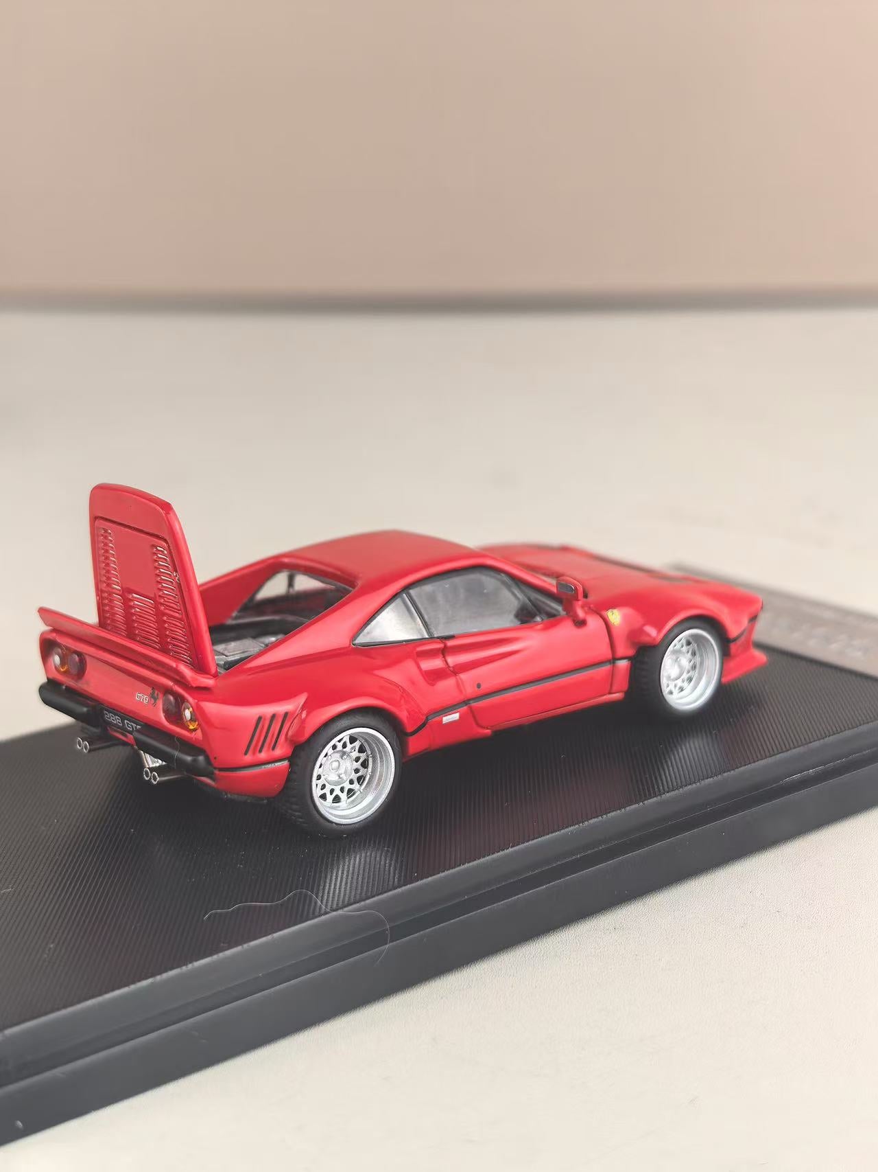 Hone Model 64 1:64 Ferrari 288 GTO Wide-Body (4 Colours) – Horizon