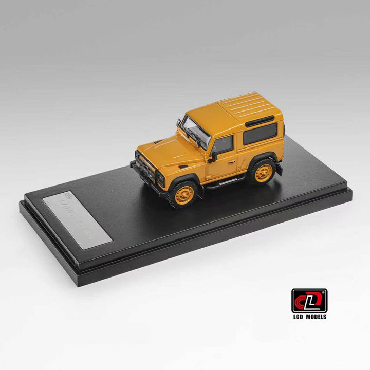 [Preorder] LCD 1:64 Land Rover Defender 90 V8 (3 Colours) LCD64016