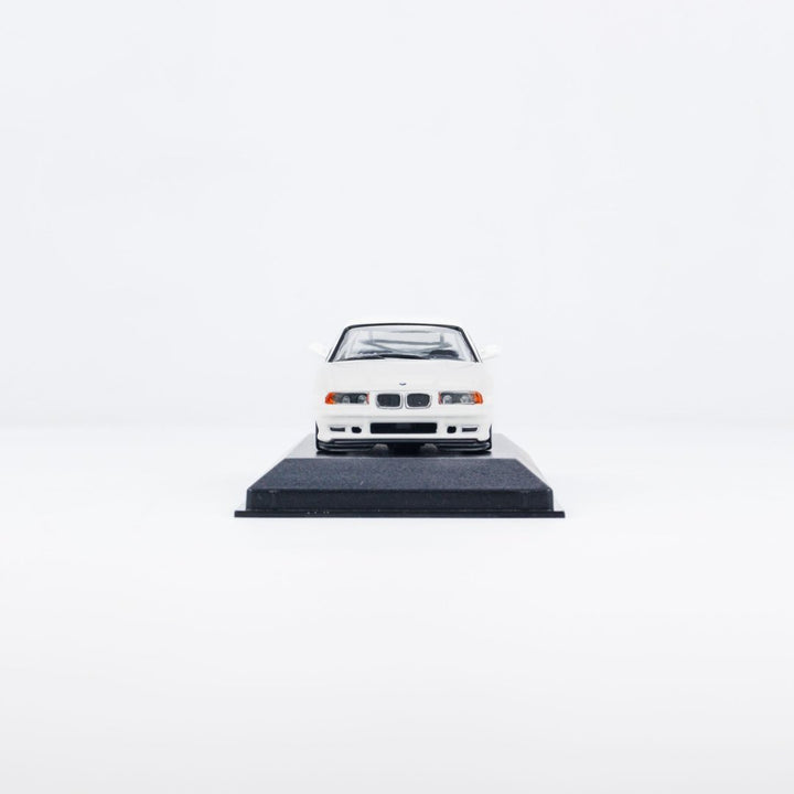 MINICHAMPS 1:43 BMW M3 E36 GTR - 1993 - WHITE 940023381