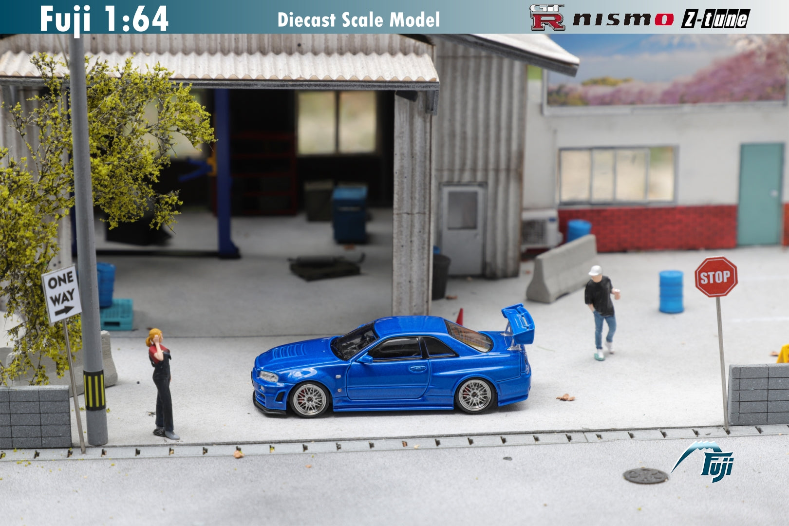 Fuji 1:64 Nissan Skyline GT-R R34 Nismo Z-Tune High-end version (3
