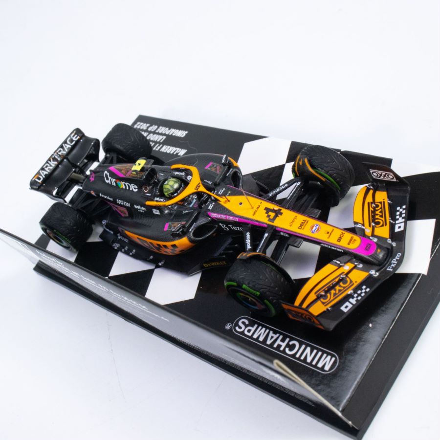 MINICHAMPS 1:43 MCLAREN F1 TEAM MCL36 – LANDO NORRIS – SINGAPORE GP 2022