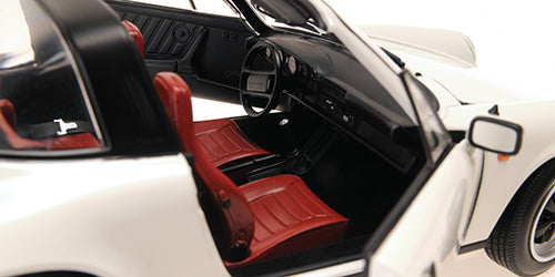 Porsche 911 Carrera 3.2 Targa 1983 - Minichamps 1/18 for