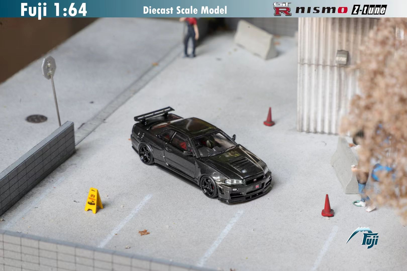 Nismo Nissan Skyline GT-R R34 ミニカー 1/43 Kyosho Nissan Skyline GT-R R34 NISMO 1/43 Resin Model (Grey