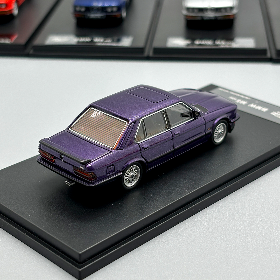 [Preorder] King Model 1:64 BMW M5 E28 (3 Colours)