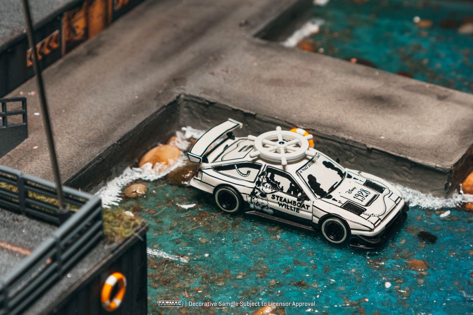 ハーマイオニー　Pt パラレル Preorder] Tarmac Works 1:64 Toyota Sprinter Trueno AE86 Widebody