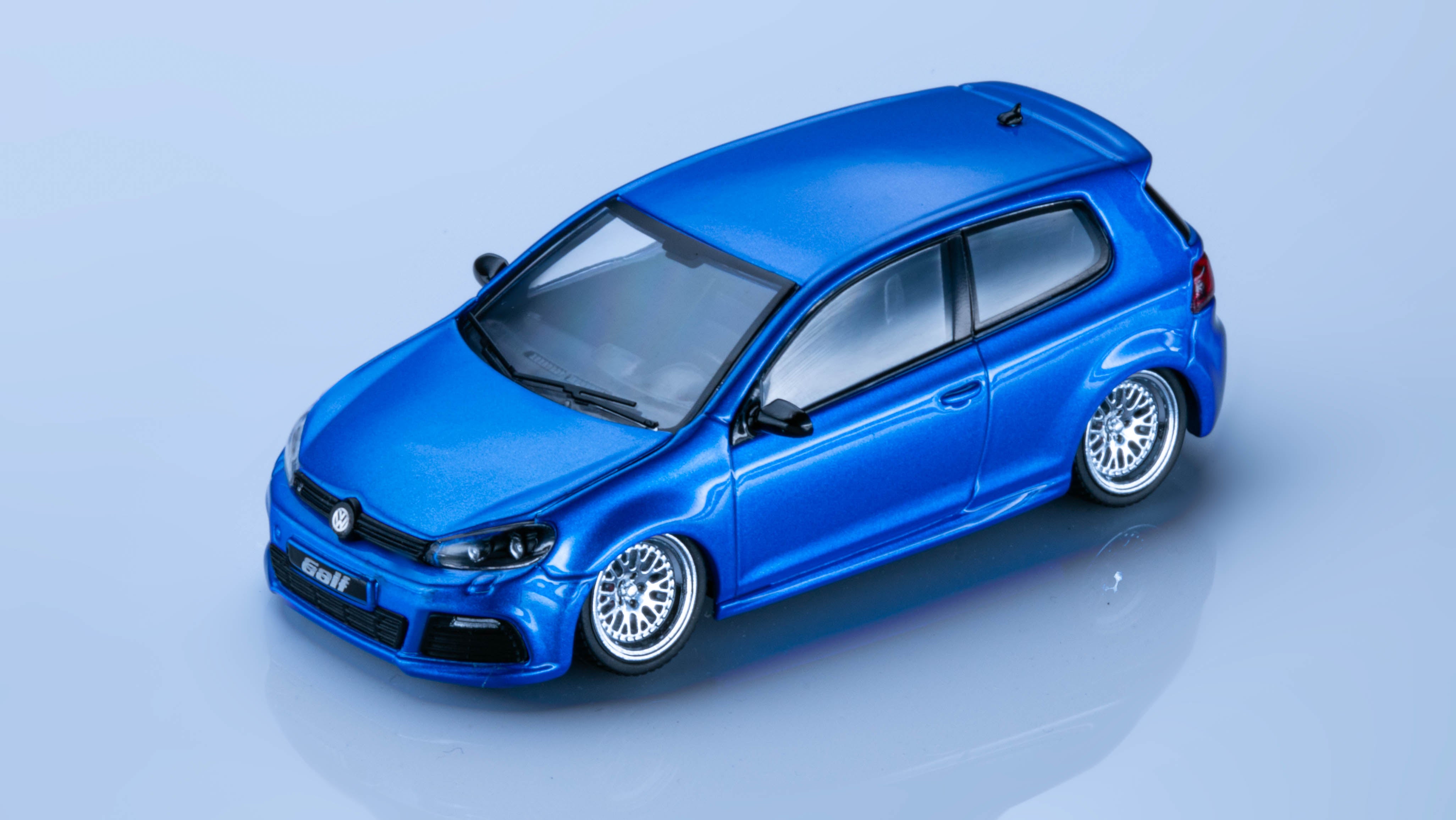 Maxwell Model 1:64 Golf RMK6 Two-Door Versions - Beijing