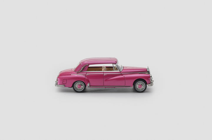 [Preorder] Mortal 1:64 Mercedes Benz 300D Roadster (3 Colours)