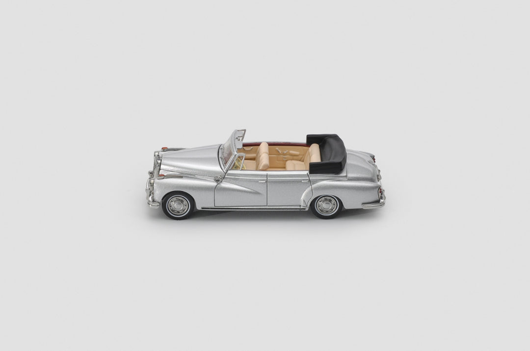 [Preorder] Mortal 1:64 Mercedes Benz 300D Roadster (3 Colours)
