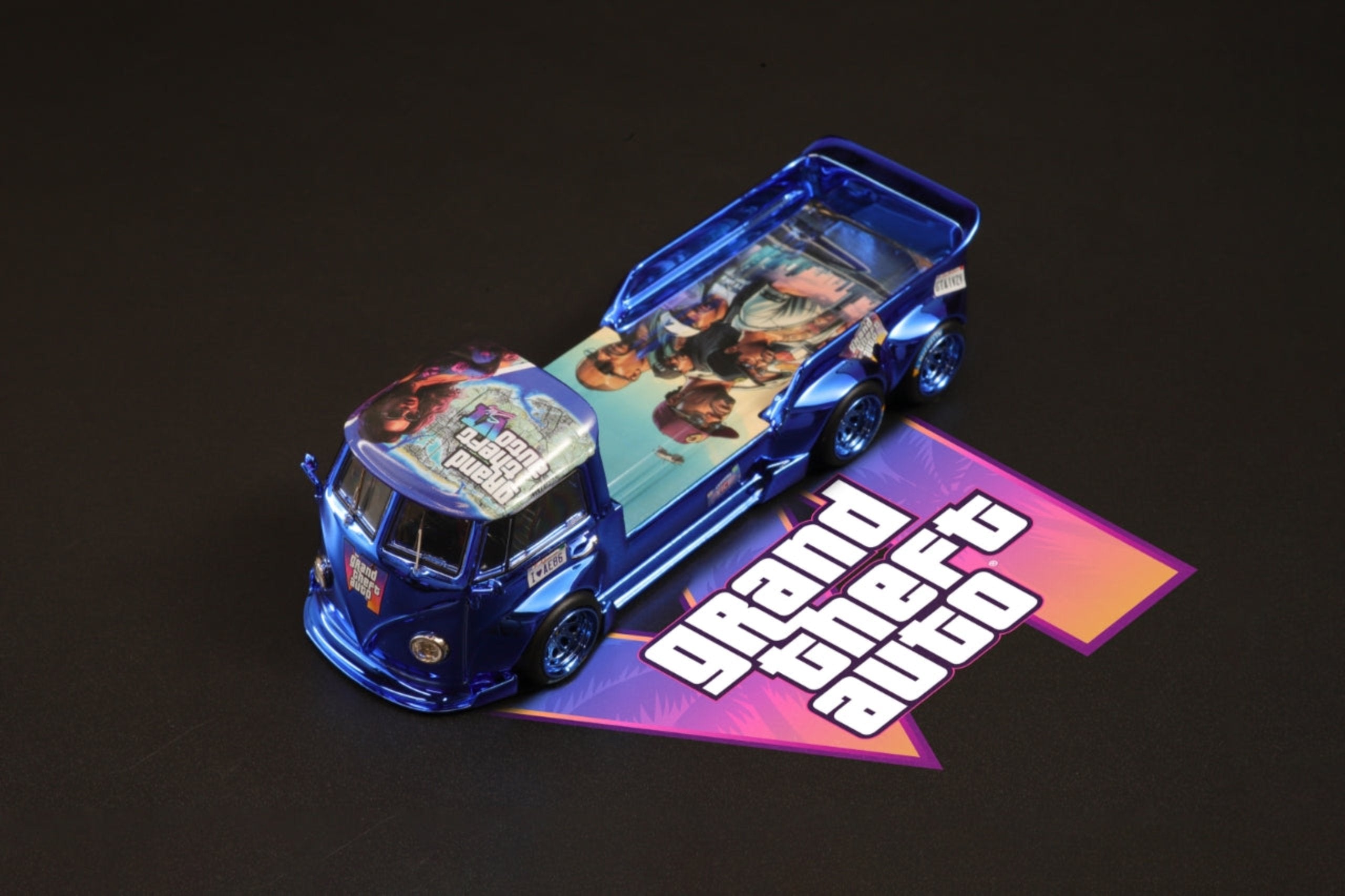 Preorder] Liberty64 1:64 Volkswagen T1 TOW TRAILER-LIVERY (3
