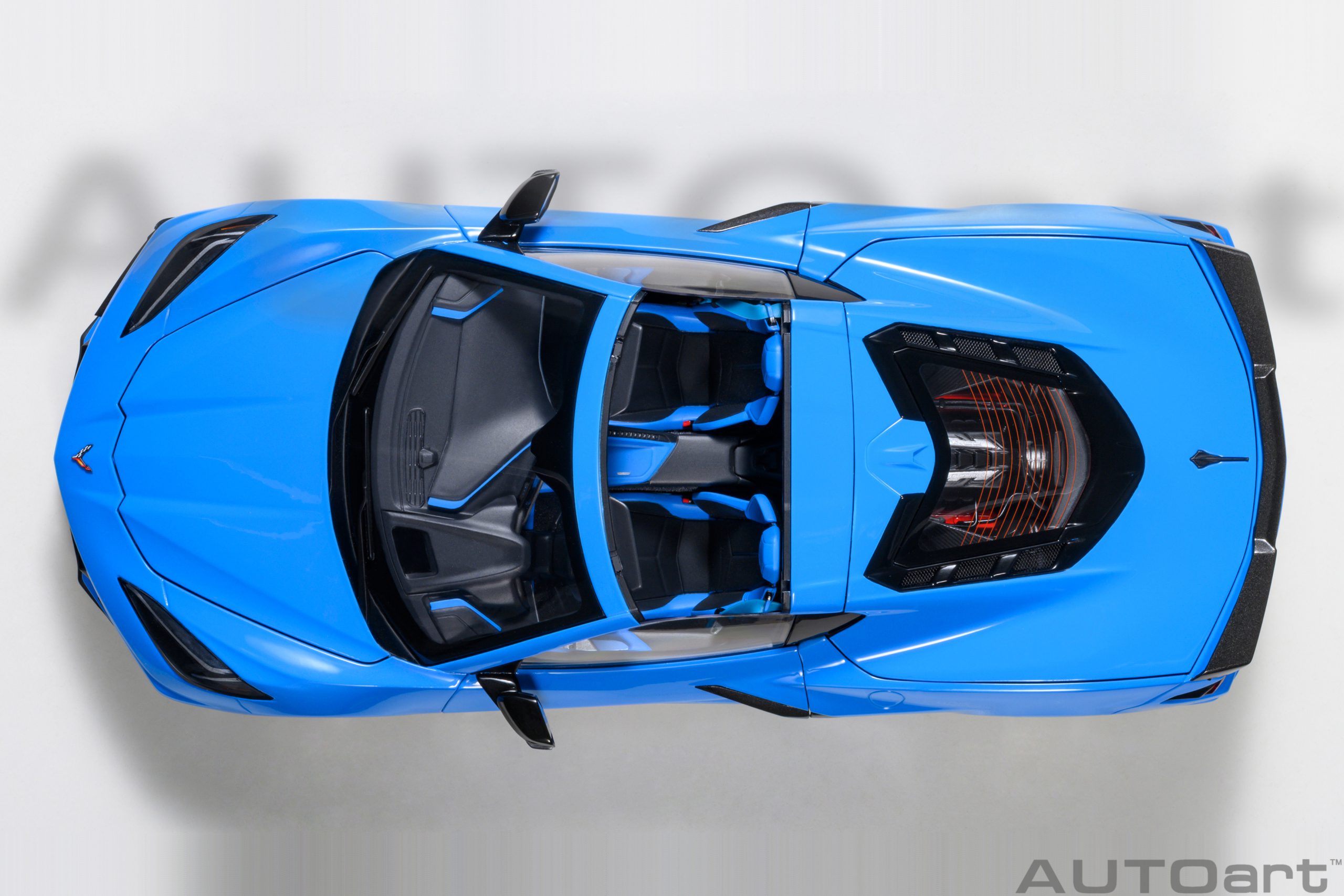 AUTOart 1:18 Chevrolet Corvette C8 Stingray Z51 in Rapid Blue
