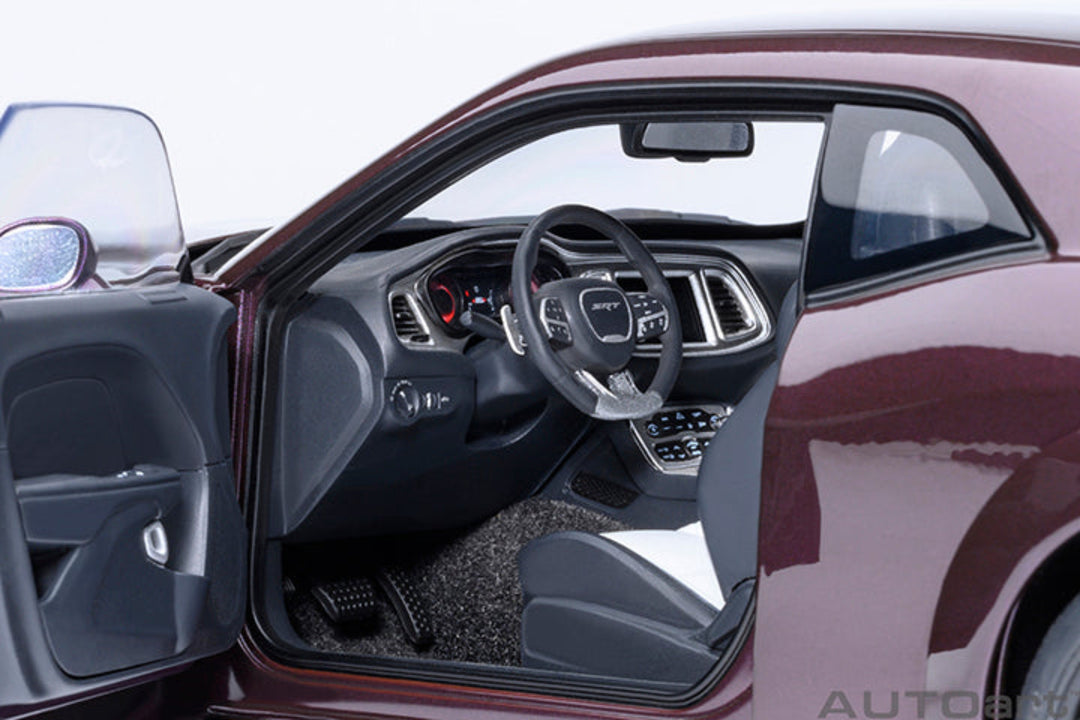 [Preorder] AUTOart 1:18 Dodge Challenger SRT Jailbreak 2022 - Hellrasin Purple 71762