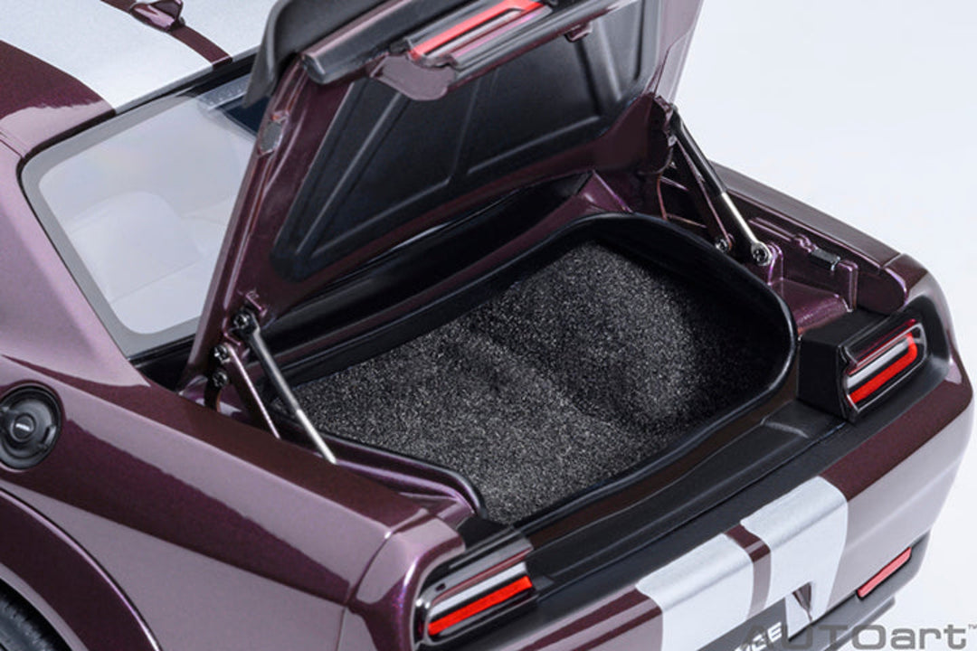 [Preorder] AUTOart 1:18 Dodge Challenger SRT Jailbreak 2022 - Hellrasin Purple 71762