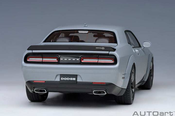 AUTOart 1:18 DODGE CHALLENGER R/T SCAT PACK WIDEBODY 2022 (SMOKE SHOW) 71774