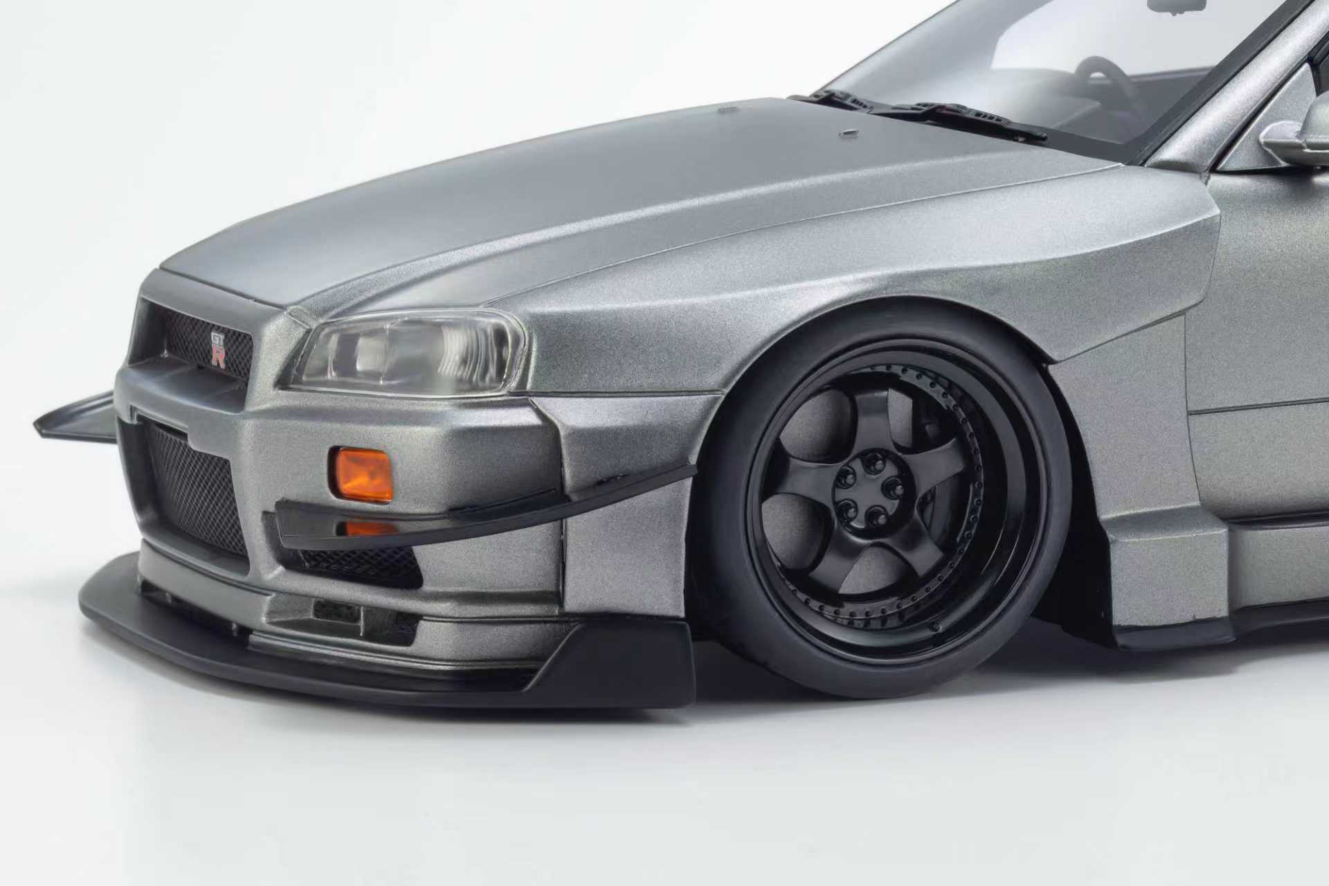 Preorder] Kyosho 1:18 Nissan Skyline GT-R (R34) Khyzyl Saleem Grey