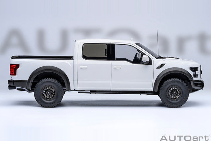 [Preorder] AUTOart 1:18 Ford F-150 Raptor Supercrew 2019 - Oxford White 72946
