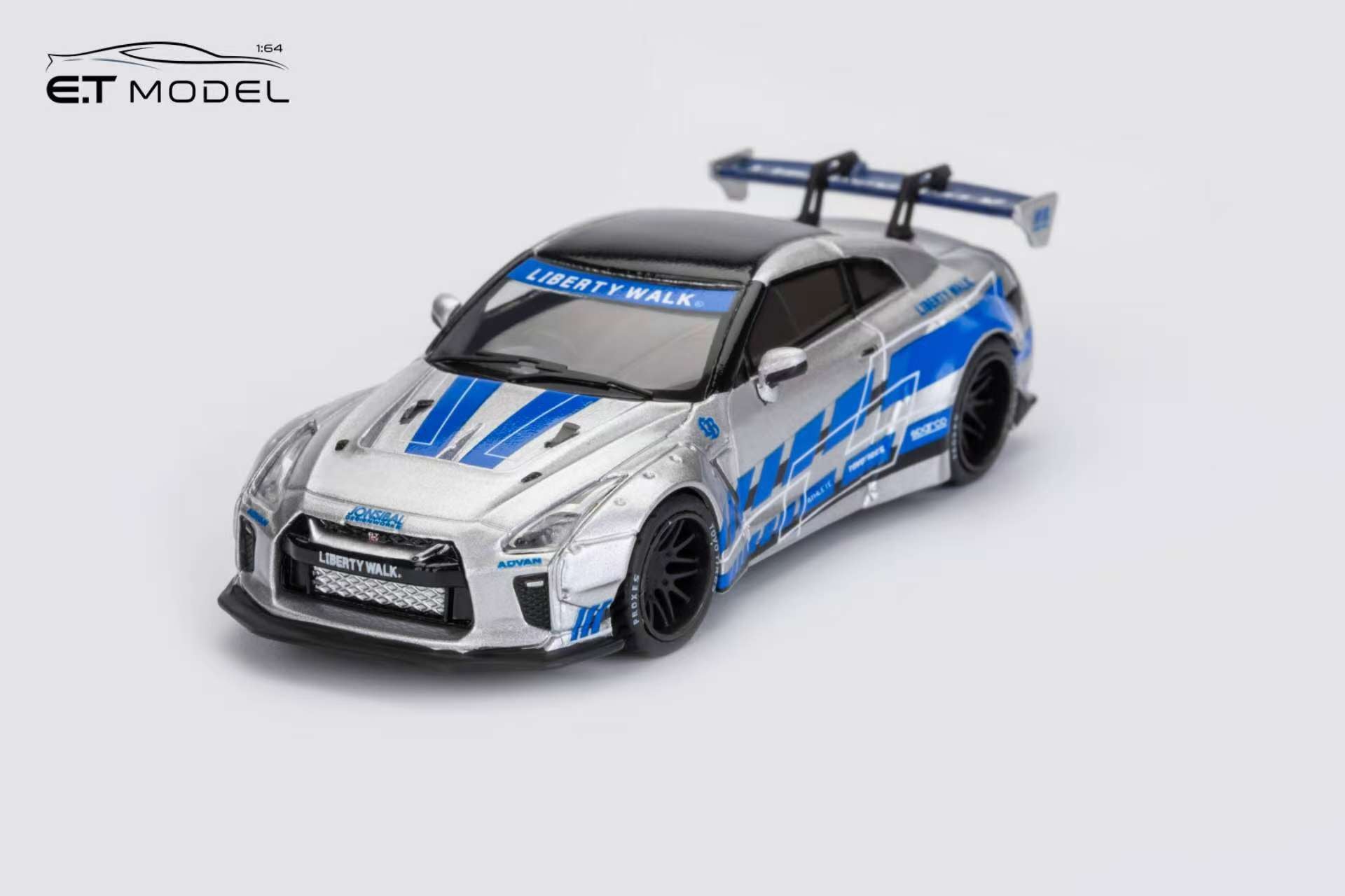 Preorder] ET Model x Model Collect 1:64 Nissan GT-R R35 LB