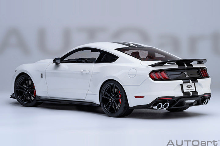 [Preorder] AUTOart 1:18 FORD MUSTANG SHELBY GT500 - Oxford White 73095
