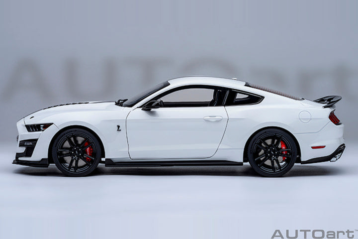 [Preorder] AUTOart 1:18 FORD MUSTANG SHELBY GT500 - Oxford White 73095