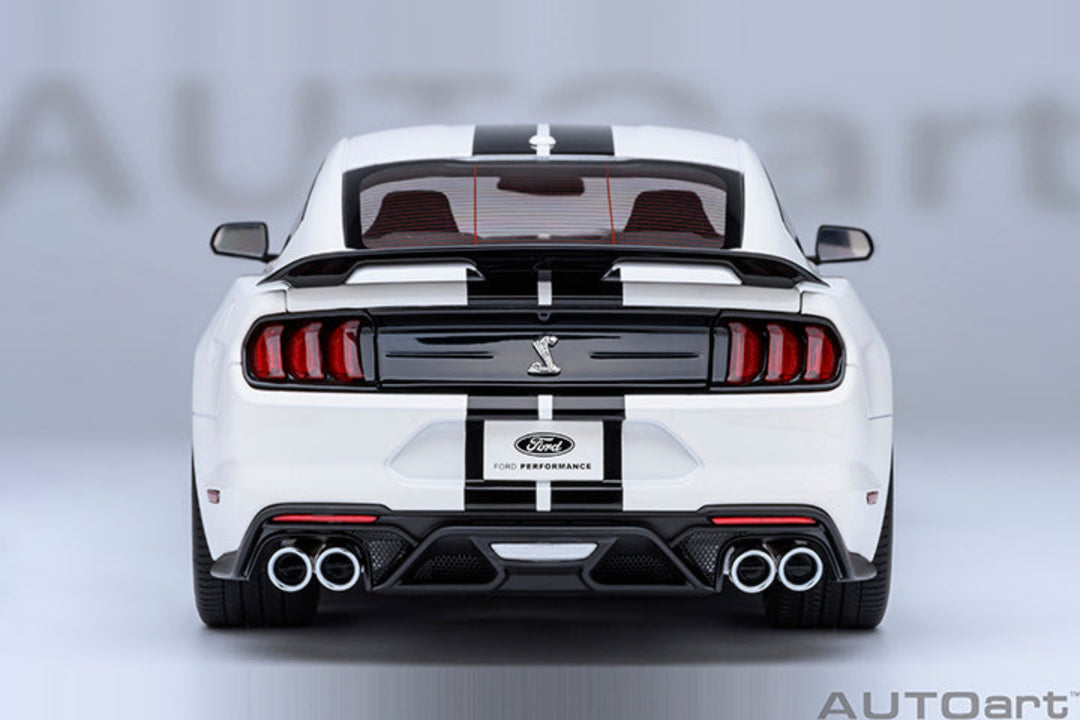 [Preorder] AUTOart 1:18 FORD MUSTANG SHELBY GT500 - Oxford White 73095