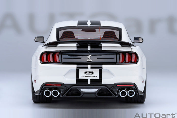 [Preorder] AUTOart 1:18 FORD MUSTANG SHELBY GT500 - Oxford White 73095