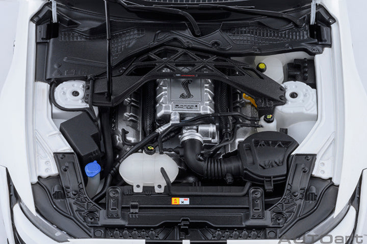 [Preorder] AUTOart 1:18 FORD MUSTANG SHELBY GT500 - Oxford White 73095