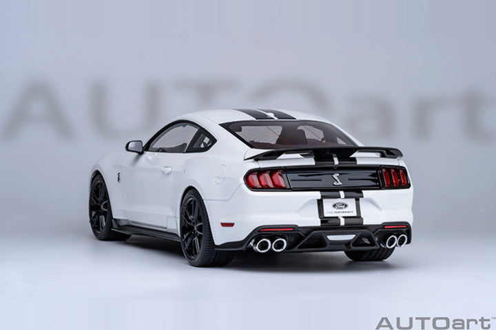 [Preorder] AUTOart 1:18 FORD MUSTANG SHELBY GT500 - Oxford White 73095