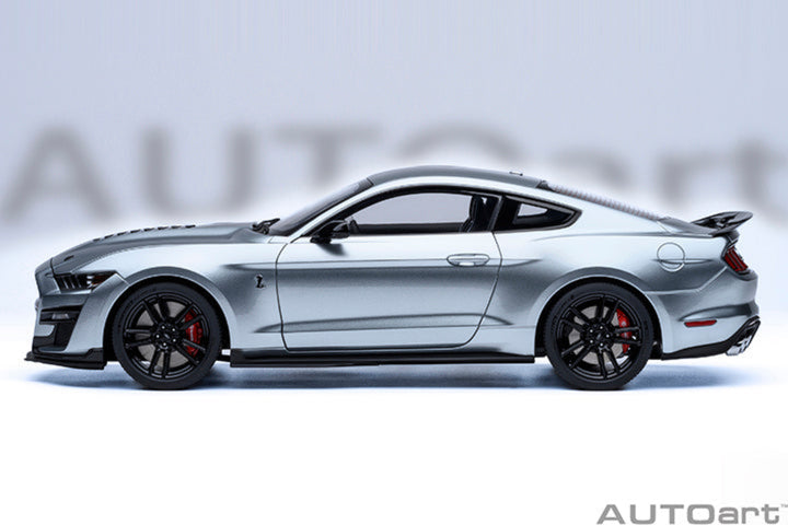 [Preorder] AUTOart 1:18 FORD MUSTANG SHELBY GT500 - Iconic Silver 73096