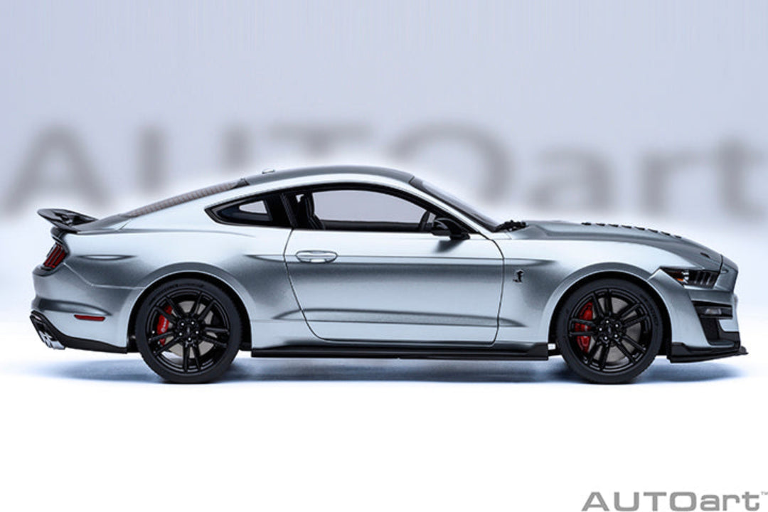 [Preorder] AUTOart 1:18 FORD MUSTANG SHELBY GT500 - Iconic Silver 73096