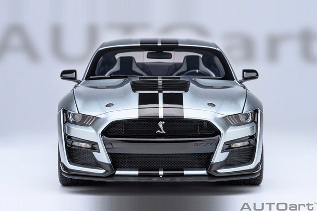 [Preorder] AUTOart 1:18 FORD MUSTANG SHELBY GT500 - Iconic Silver 73096