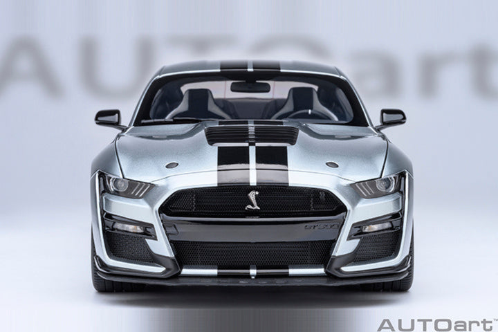 [Preorder] AUTOart 1:18 FORD MUSTANG SHELBY GT500 - Iconic Silver 73096