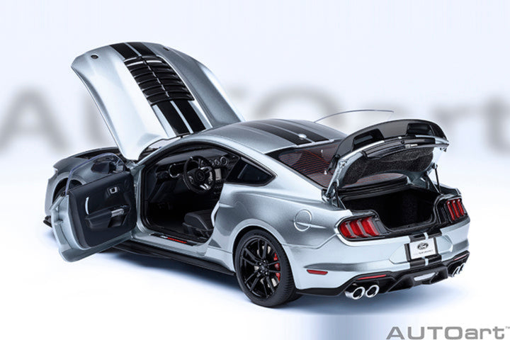 [Preorder] AUTOart 1:18 FORD MUSTANG SHELBY GT500 - Iconic Silver 73096