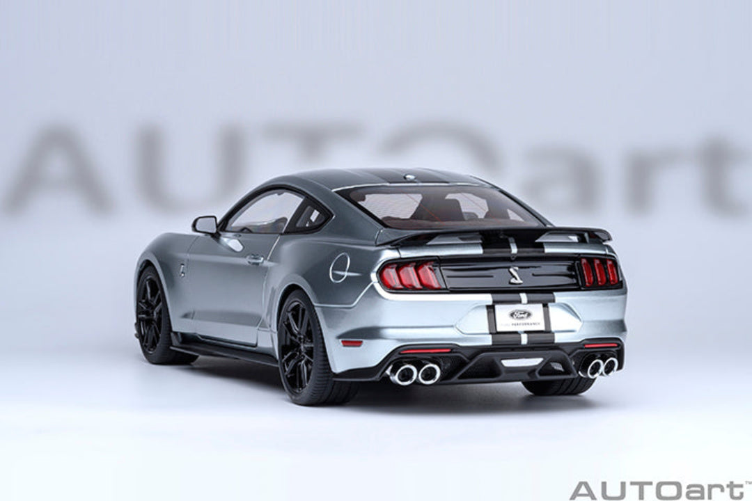 [Preorder] AUTOart 1:18 FORD MUSTANG SHELBY GT500 - Iconic Silver 73096