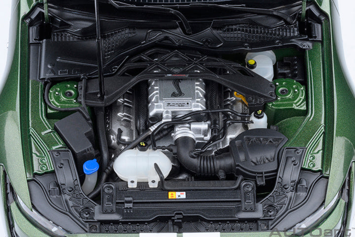 [Preorder] AUTOart 1:18 FORD MUSTANG SHELBY GT500 - Eruption Green 73097