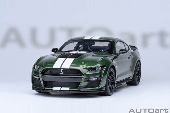 [Preorder] AUTOart 1:18 FORD MUSTANG SHELBY GT500 - Eruption Green 73097