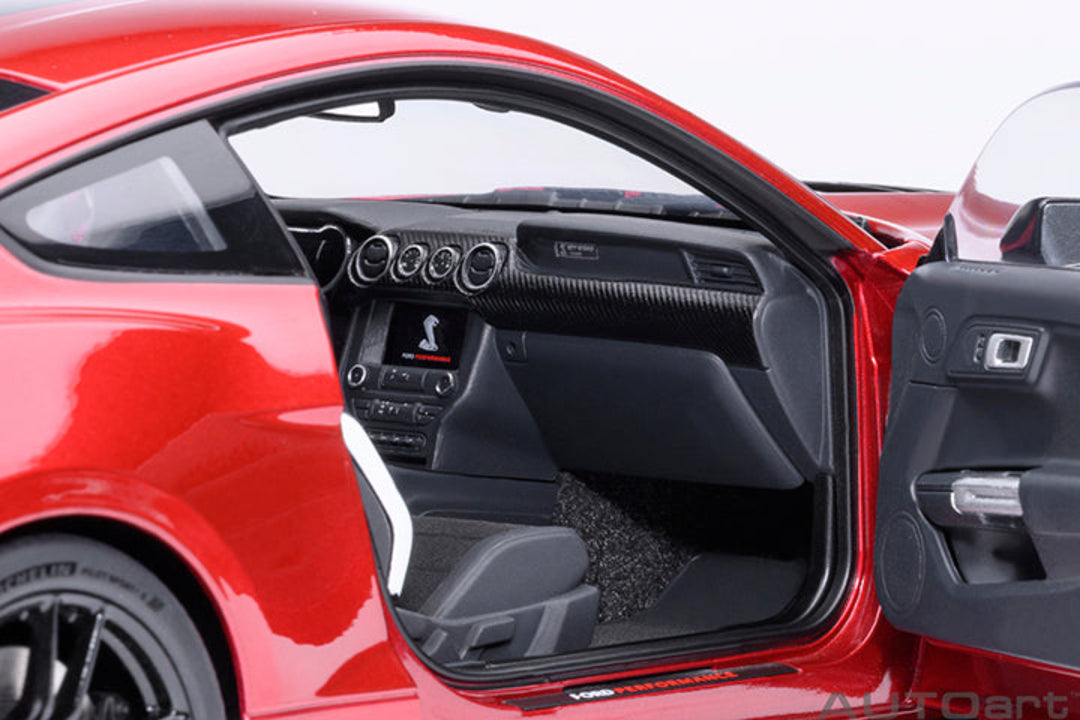 [Preorder] AUTOart 1:18 FORD MUSTANG SHELBY GT500 - Rapid Red 73098