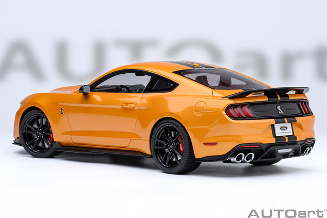 [Preorder] AUTOart 1:18 FORD MUSTANG SHELBY GT500 - Cyber Orange 73099