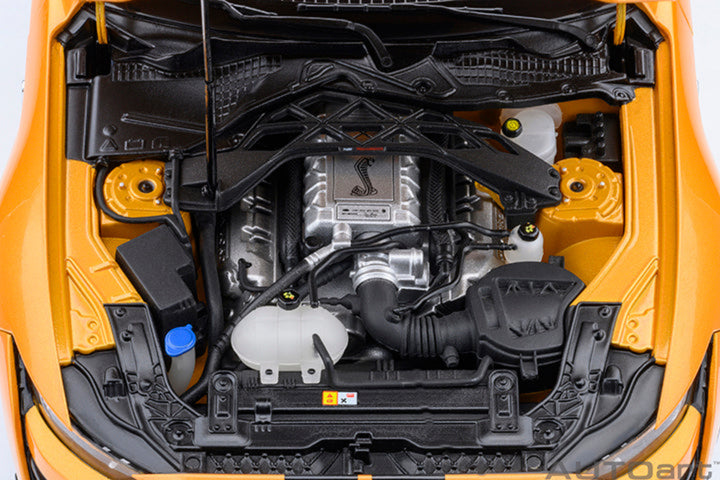 [Preorder] AUTOart 1:18 FORD MUSTANG SHELBY GT500 - Cyber Orange 73099