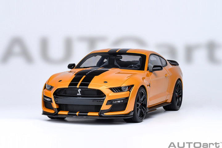 [Preorder] AUTOart 1:18 FORD MUSTANG SHELBY GT500 - Cyber Orange 73099