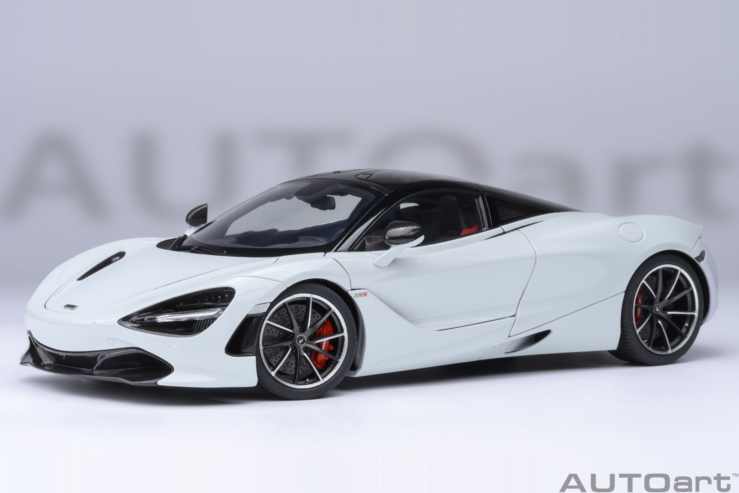 AUTOart 1:18 McLaren 720S (SILICA WHITE) 76069 – Horizon Diecast