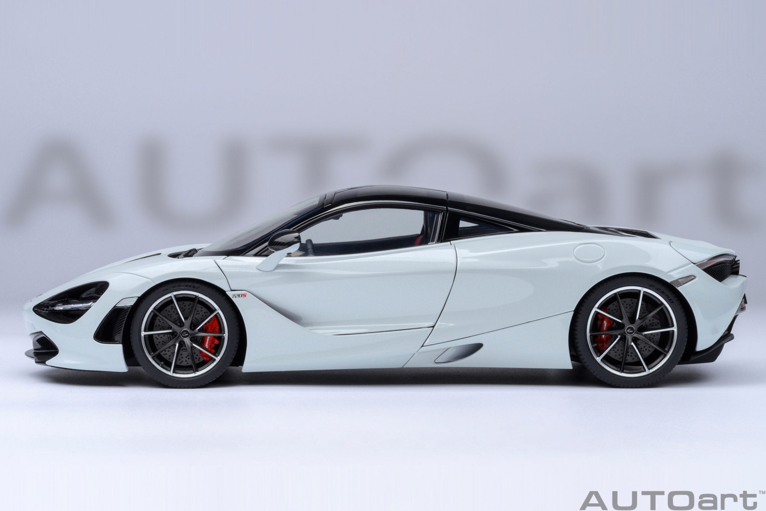 1/18 AUTOart　オートアート　マクラーレン720s　グレイシアホワイト fit=scale-down,w=1200