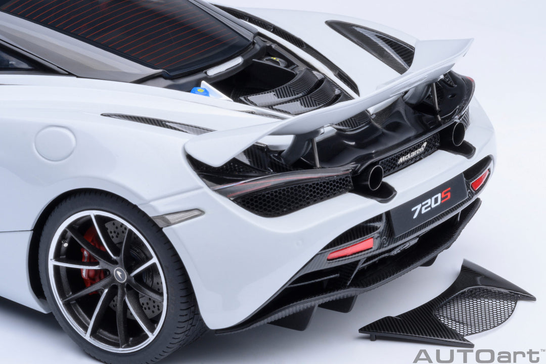 AUTOart 1:18 McLaren 720S (SILICA WHITE) 76069