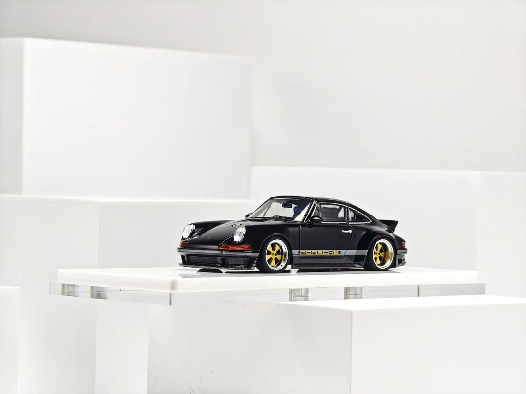 Zincit Model 1:43 Porsche Singer DLS (3 Colours)